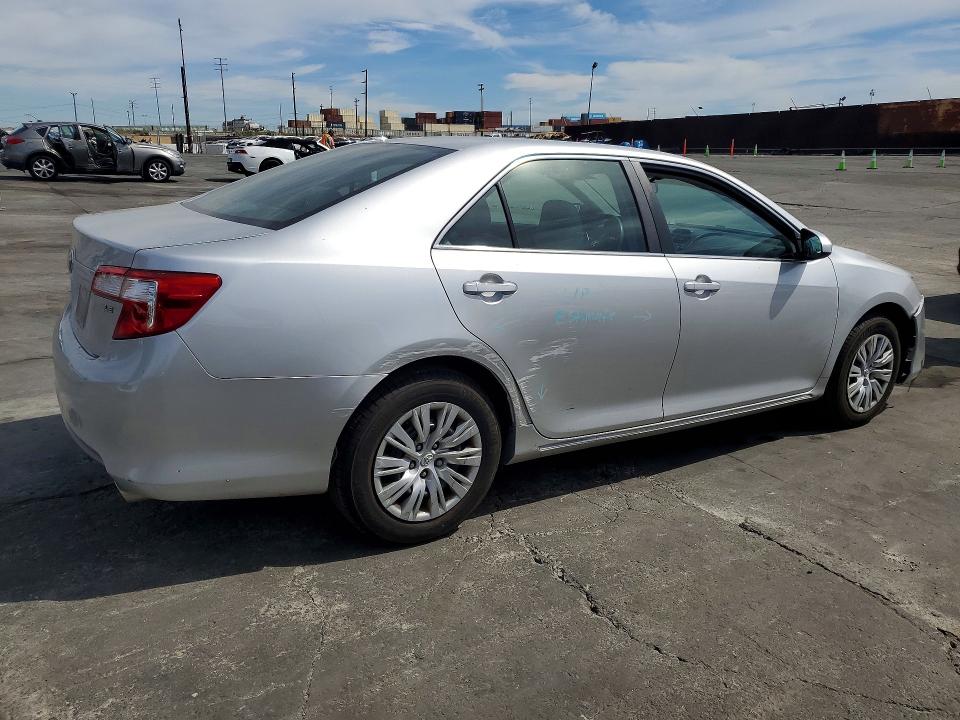 Photo 3 from auction – 2012 TOYOTA CAMRY with VIN 4T4BF1FK0CR269264
