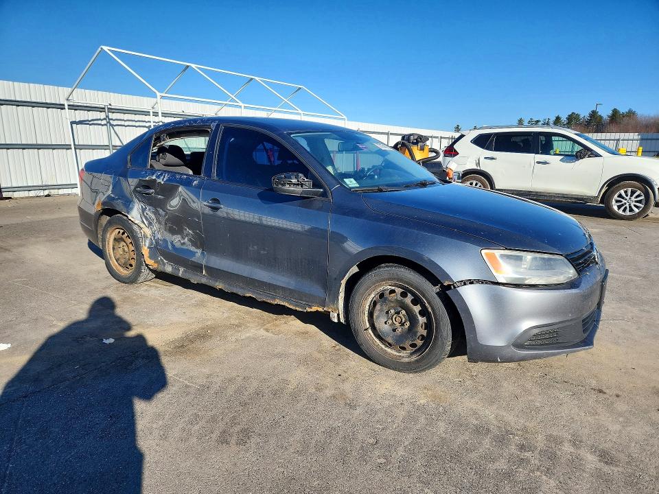 Photo 4 from auction – 2011 VOLKSWAGEN JETTA with VIN 3VW2K7AJ9BM022367