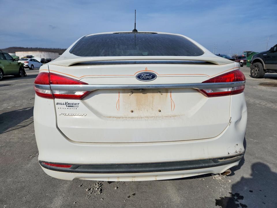 Photo 6 from auction – 2018 FORD FUSION with VIN 3FA6P0G74JR261468