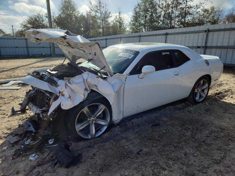 DODGE CHALLENGER 2018 with VIN 2C3CDZAG2JH172517 - Photo from auction