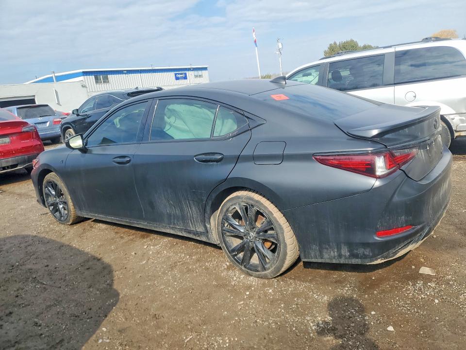 صورة رقم 2 من المزاد - 2022 LEXUS ES مع VIN 58AJZ1B1XNU129731