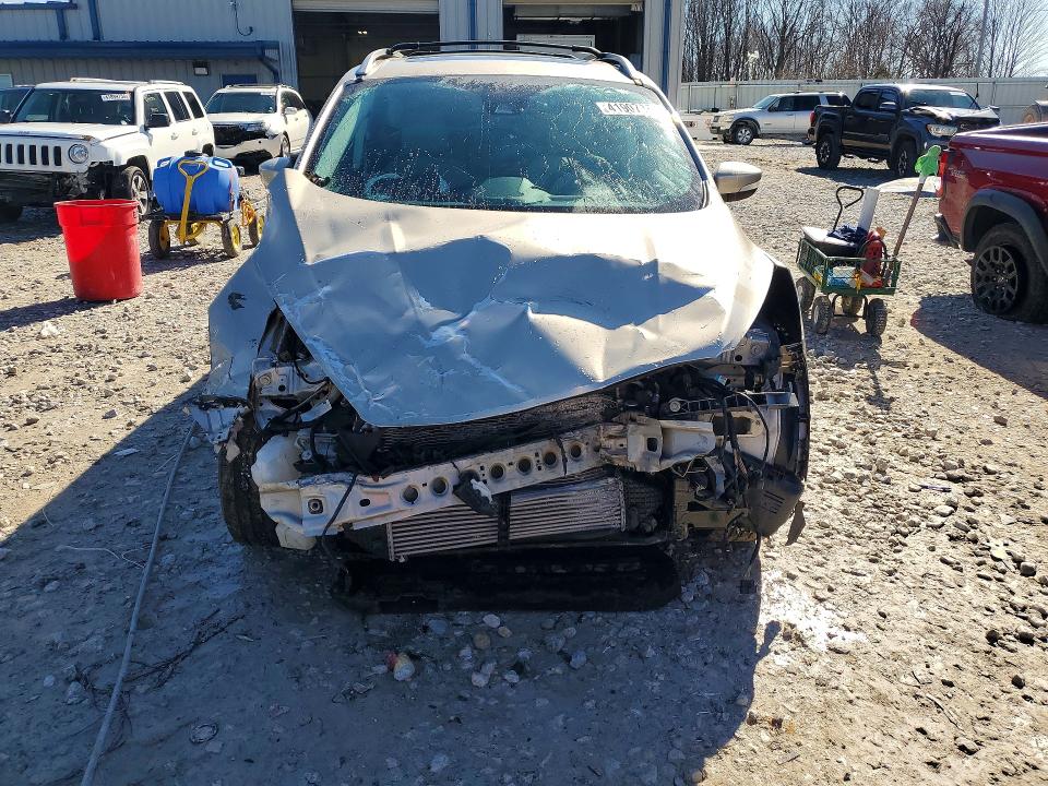 Photo 5 from auction – 2017 FORD ESCAPE with VIN 1FMCU9J94HUE62662