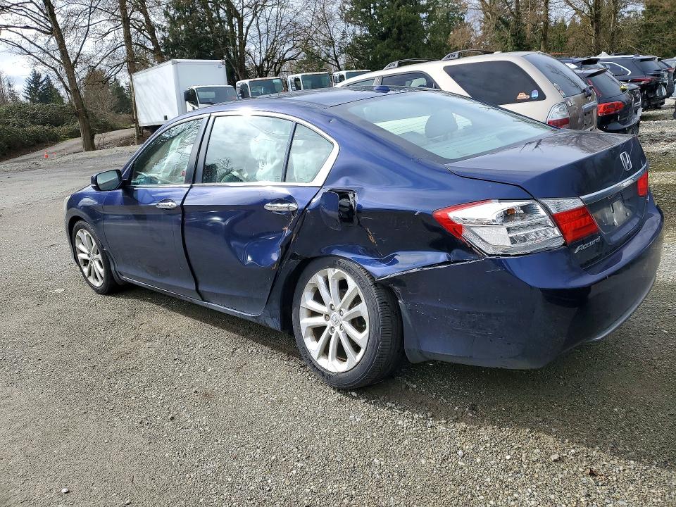 Photo 2 from auction – 2015 HONDA ACCORD with VIN 1HGCR2F97FA807785