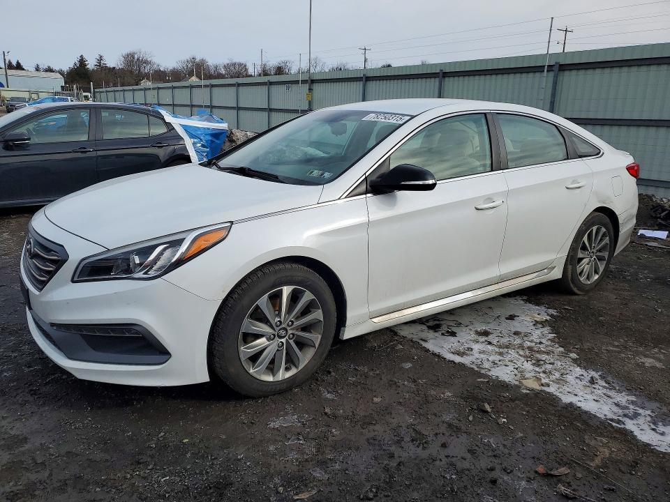 HYUNDAI SONATA 2016 with VIN 5NPE34AF0GH287554 - Photo from auction