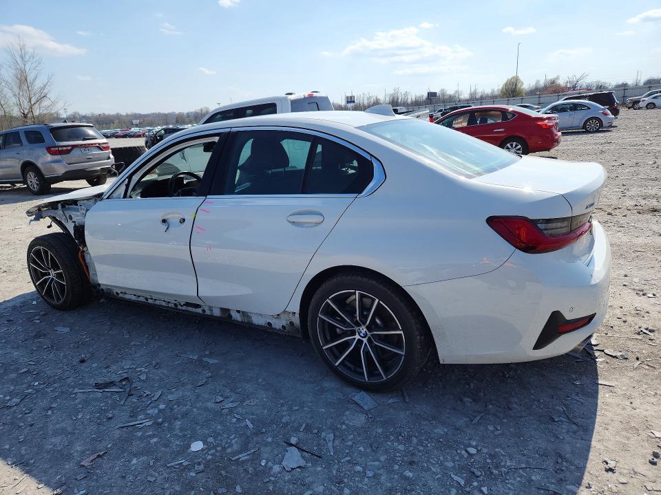 Photo 2 from auction – 2021 BMW 330XE with VIN 3MW5P9J03M8B73282