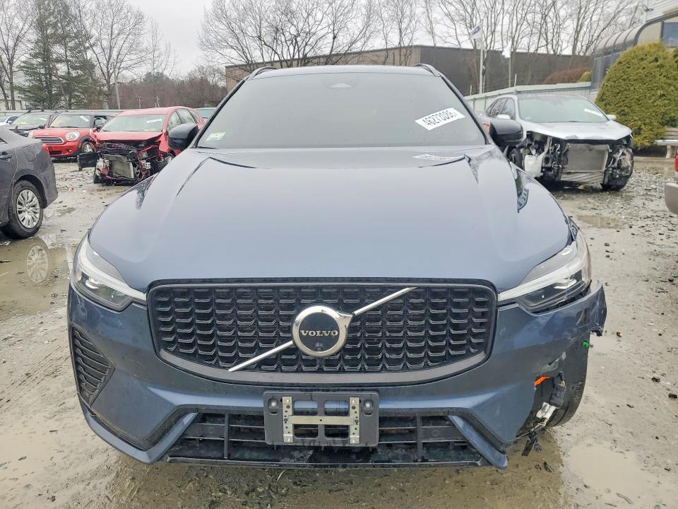 Photo 5 from auction – 2023 VOLVO XC60 with VIN YV4L12RWXP1204058