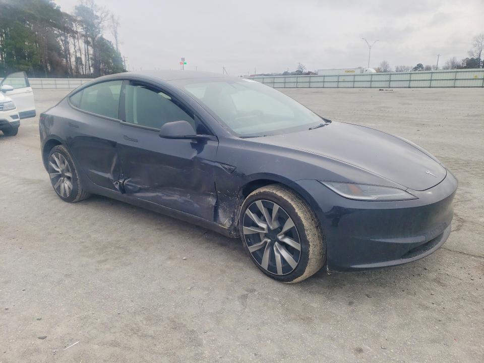 صورة رقم 4 من المزاد - 2025 TESLA MODEL 3 مع VIN 5YJ3E1EA8SF906939