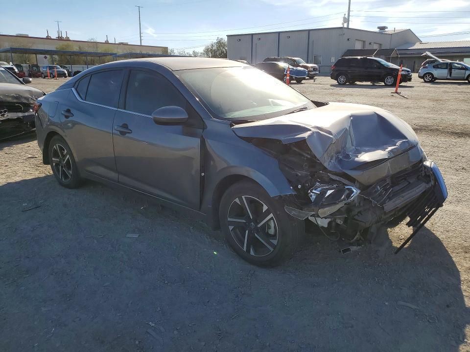 Photo 4 from auction – 2024 NISSAN SENTRA with VIN 3N1AB8CV4RY369096