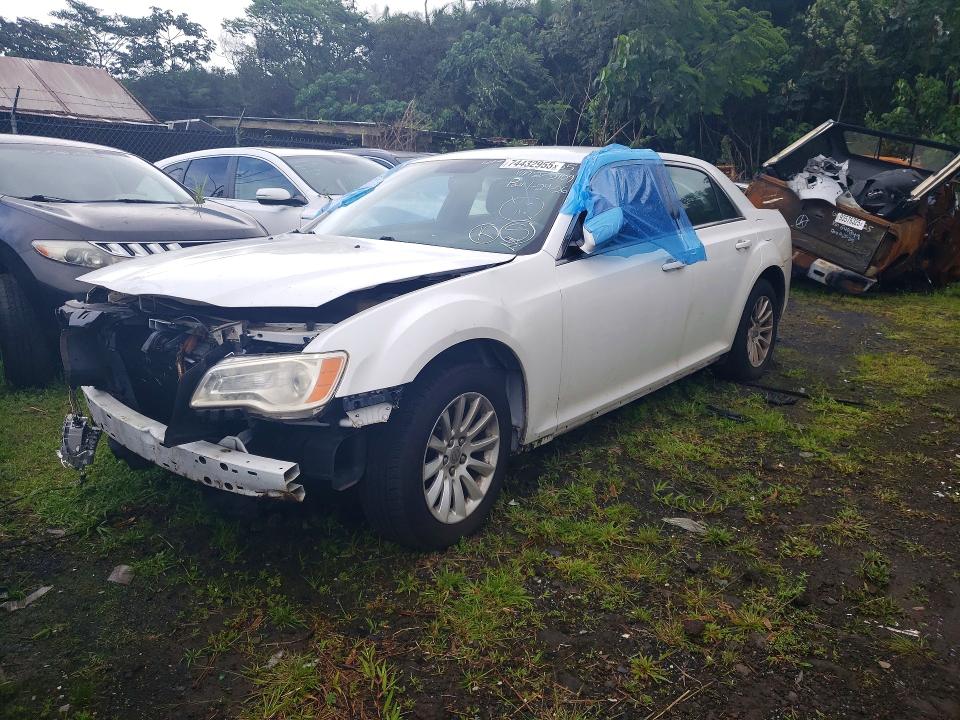 CHRYSLER 300 2012 with VIN 2C3CCAAGXCH275109 - Photo from auction