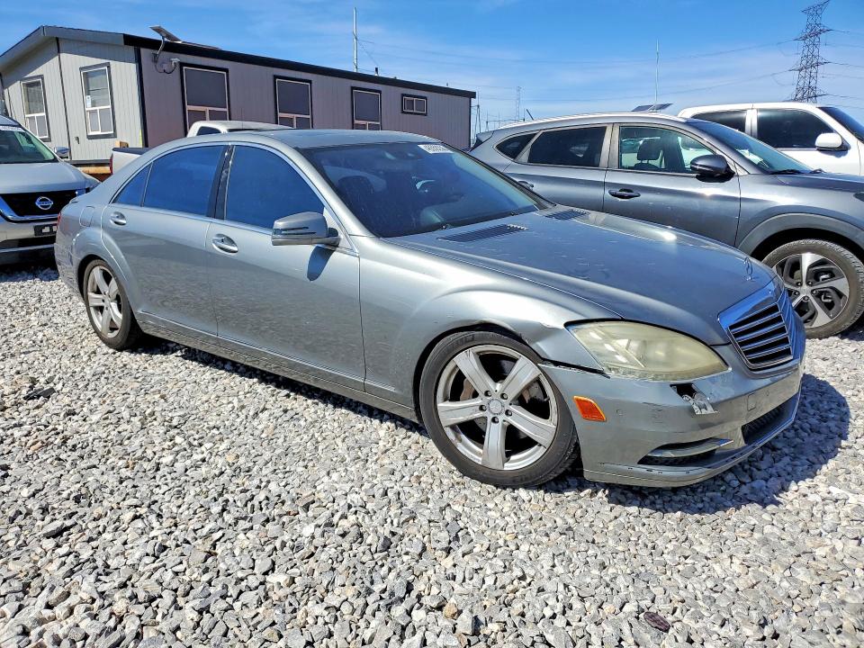 Photo 4 from auction – 2010 MERCEDES-BENZ S with VIN WDDNG7BB4AA295632