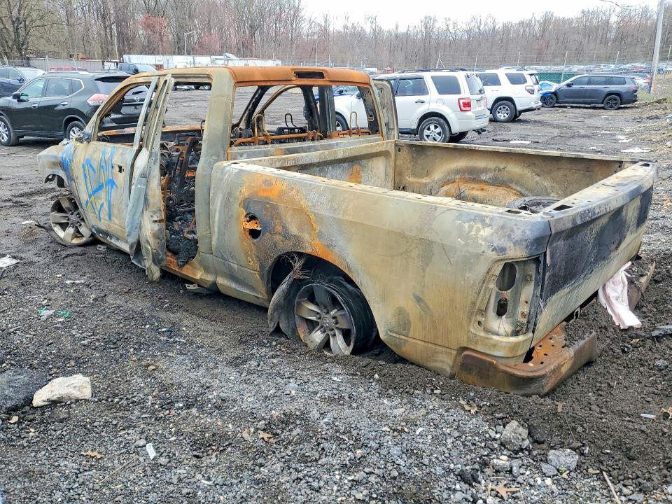 Photo 2 from auction – 2017 RAM 1500 with VIN 1C6RR7FG7HS698205