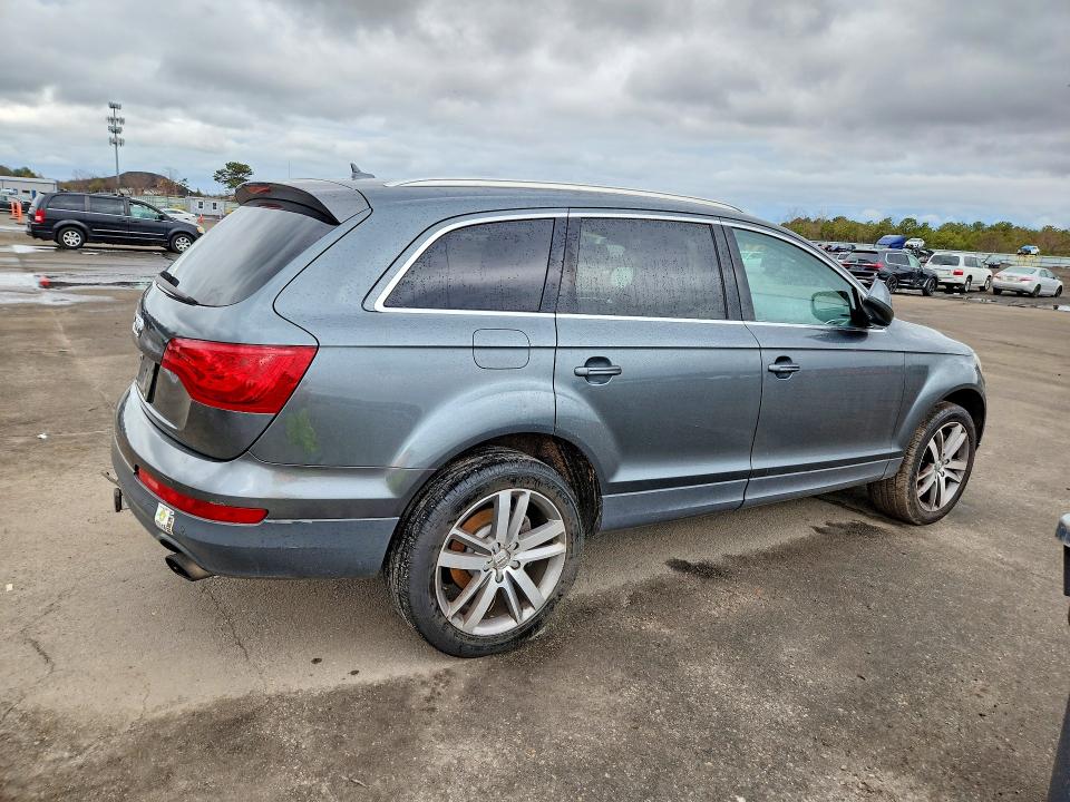 Photo 3 from auction – 2013 AUDI Q7 with VIN WA1LGAFEXDD015647