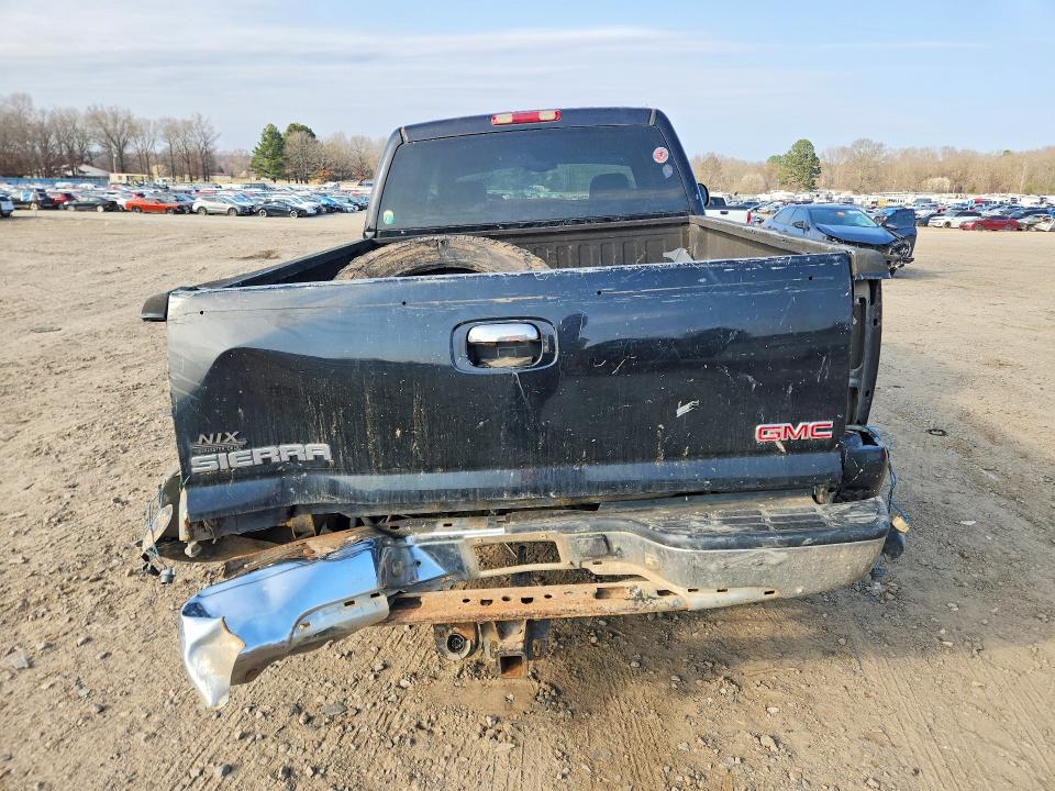 Photo 6 from auction – 2005 GMC SIERRA with VIN 1GTHK23285F946325