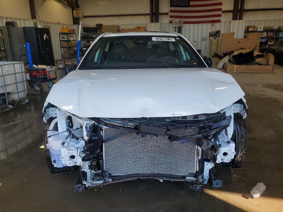 Photo 5 from auction – 2025 TOYOTA CAMRY with VIN 4T1DAACK6SU062138