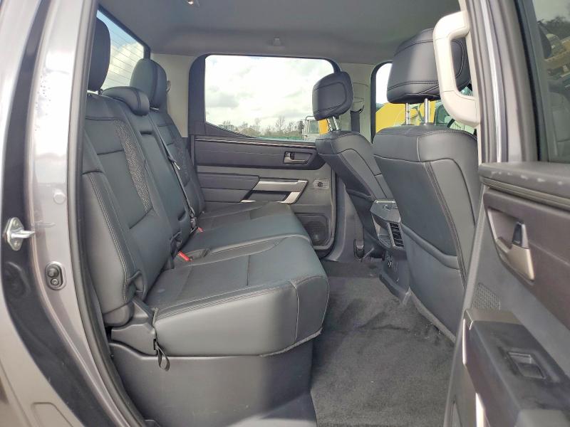 Photo 10 from auction – 2024 TOYOTA TUNDRA with VIN 5TFLA5DB2RX201258