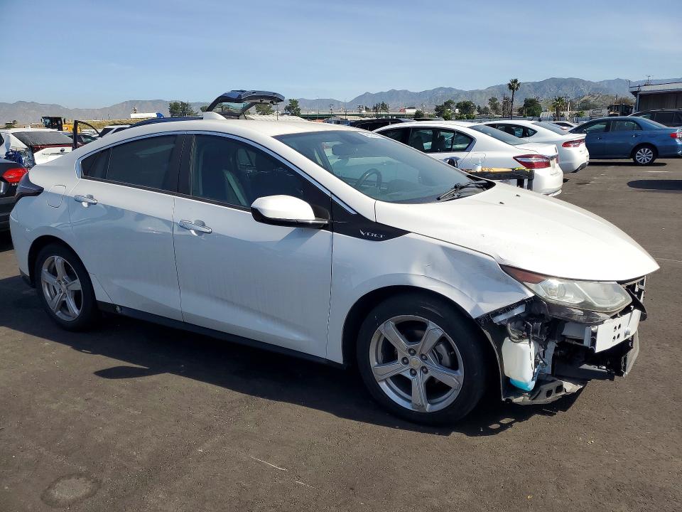 Photo 4 from auction – 2017 CHEVROLET VOLT with VIN 1G1RC6S56HU170399