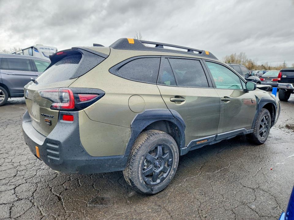 Photo 3 from auction – 2024 SUBARU OUTBACK with VIN 4S4BTGUD5R3282343