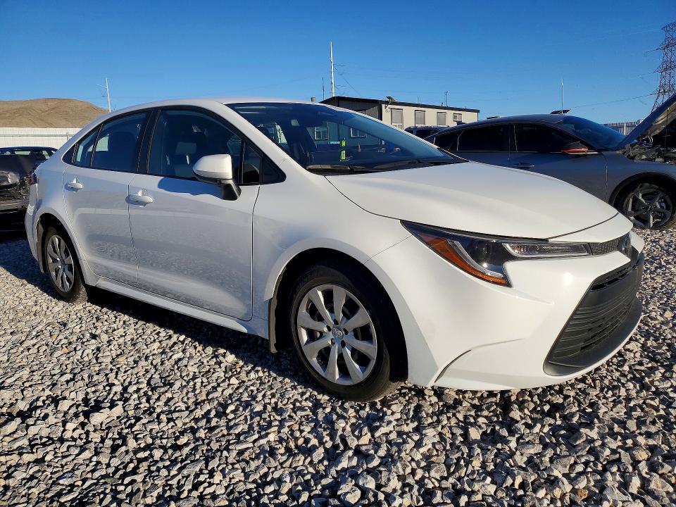 Photo 4 from auction – 2025 TOYOTA COROLLA with VIN 5YFB4MDE5SP274274