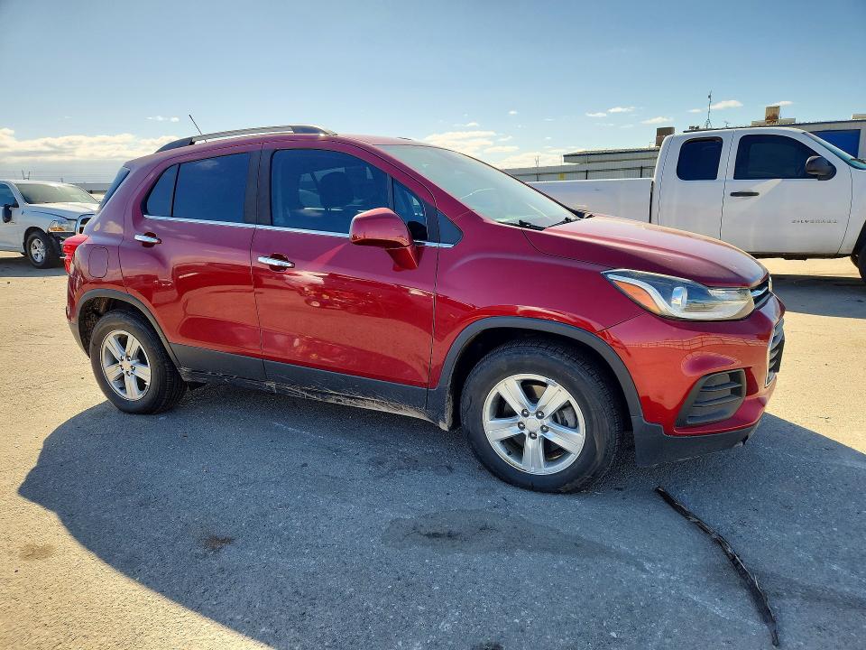 Photo 4 from auction – 2020 CHEVROLET TRAX with VIN 3GNCJLSB2LL209720