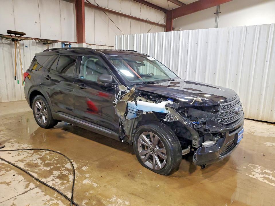 Photo 4 from auction – 2021 FORD EXPLORER with VIN 1FMSK8DH5MGB92400