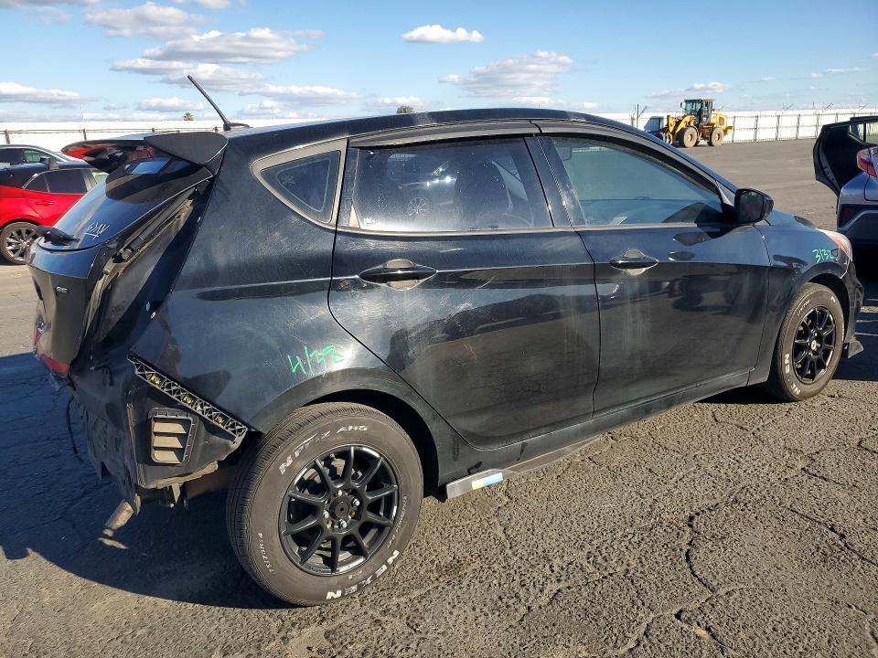 Photo 3 from auction – 2017 HYUNDAI ACCENT with VIN KMHCT5AE8HU355977