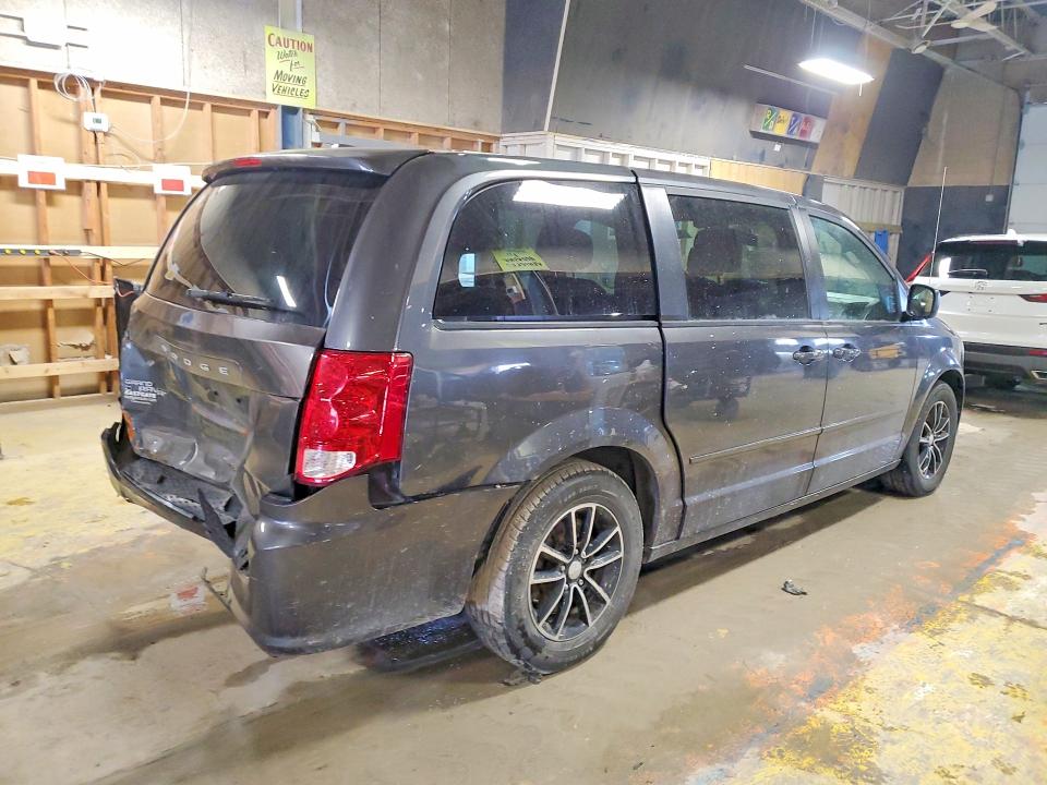 Photo 3 from auction – 2015 DODGE GRAND CARAVAN with VIN 2C4RDGBG9FR518931