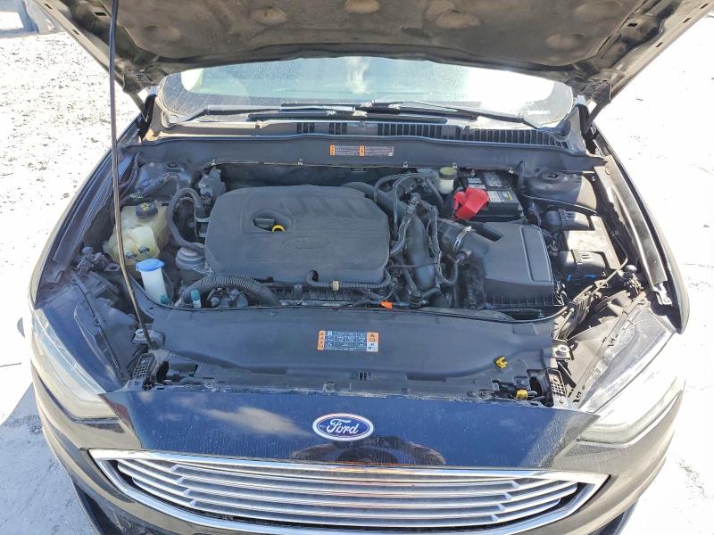 Photo 11 from auction – 2017 FORD FUSION with VIN 3FA6P0HD9HR311988