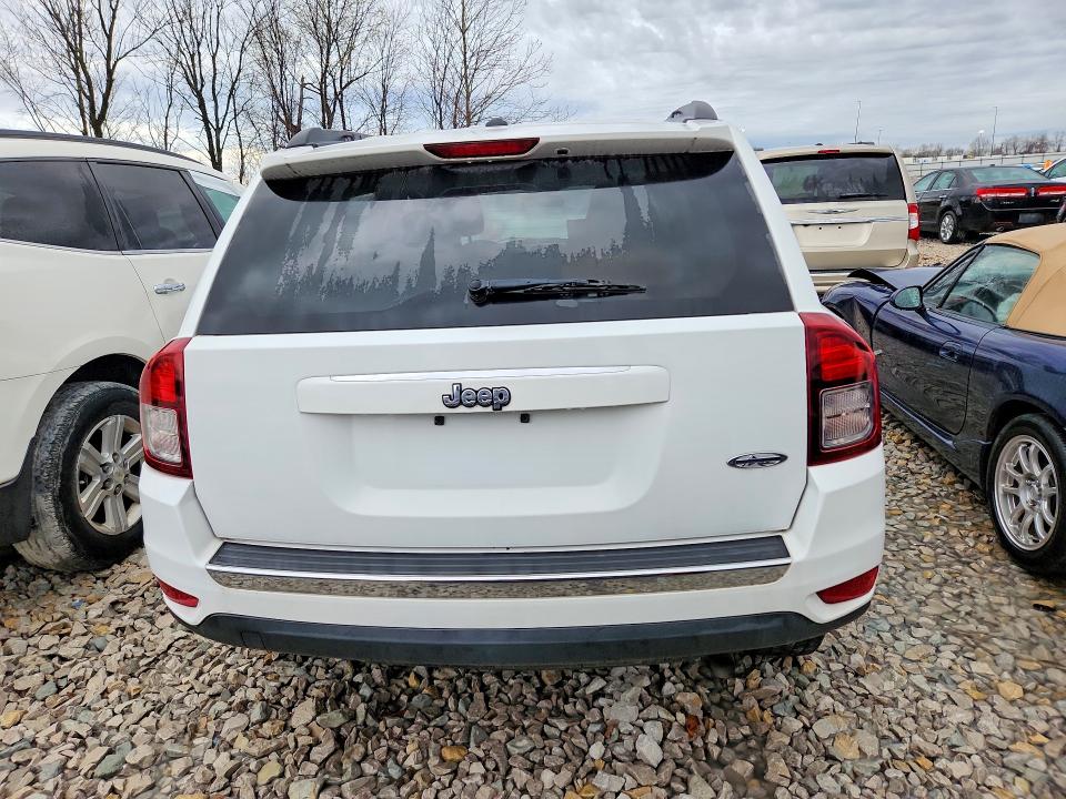 Photo 6 from auction – 2015 JEEP COMPASS with VIN 1C4NJCEA0FD413821