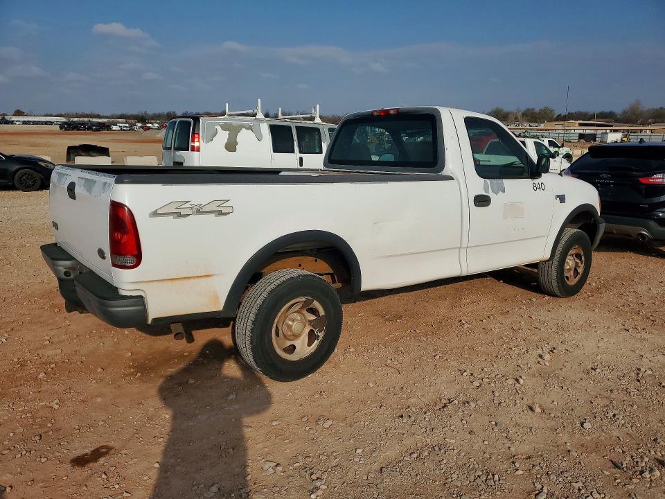 Photo 3 from auction – 2002 FORD F150 with VIN 3FTRF18WX2MA18140