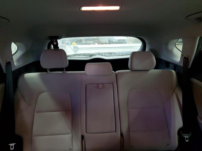 Photo 10 from auction – 2019 HYUNDAI TUCSON with VIN KM8J2CA47KU882437