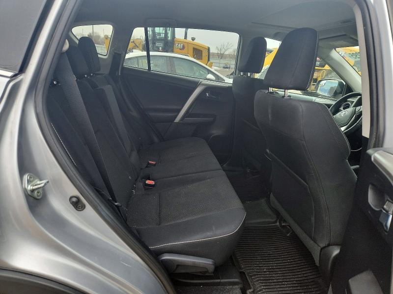 Photo 10 from auction – 2017 TOYOTA RAV4 with VIN 2T3RFREV8HW635814