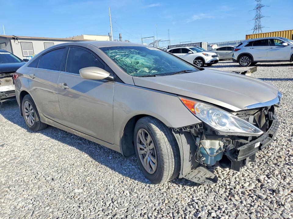 Photo 4 from auction – 2011 HYUNDAI SONATA with VIN 5NPEB4AC7BH159619