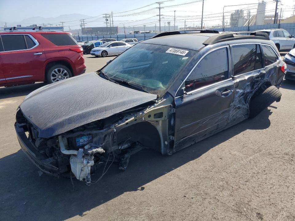 SUBARU OUTBACK 2013 with VIN 4S4BRDKC8D2288983 - Photo from auction