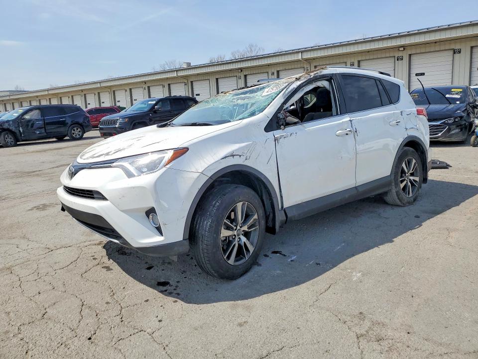 TOYOTA RAV4 2017 with VIN 2T3WFREV1HW405342 - Photo from auction