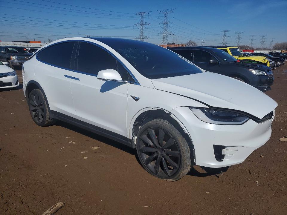Photo 4 from auction – 2018 TESLA MODEL X with VIN 5YJXCBE41JF133415