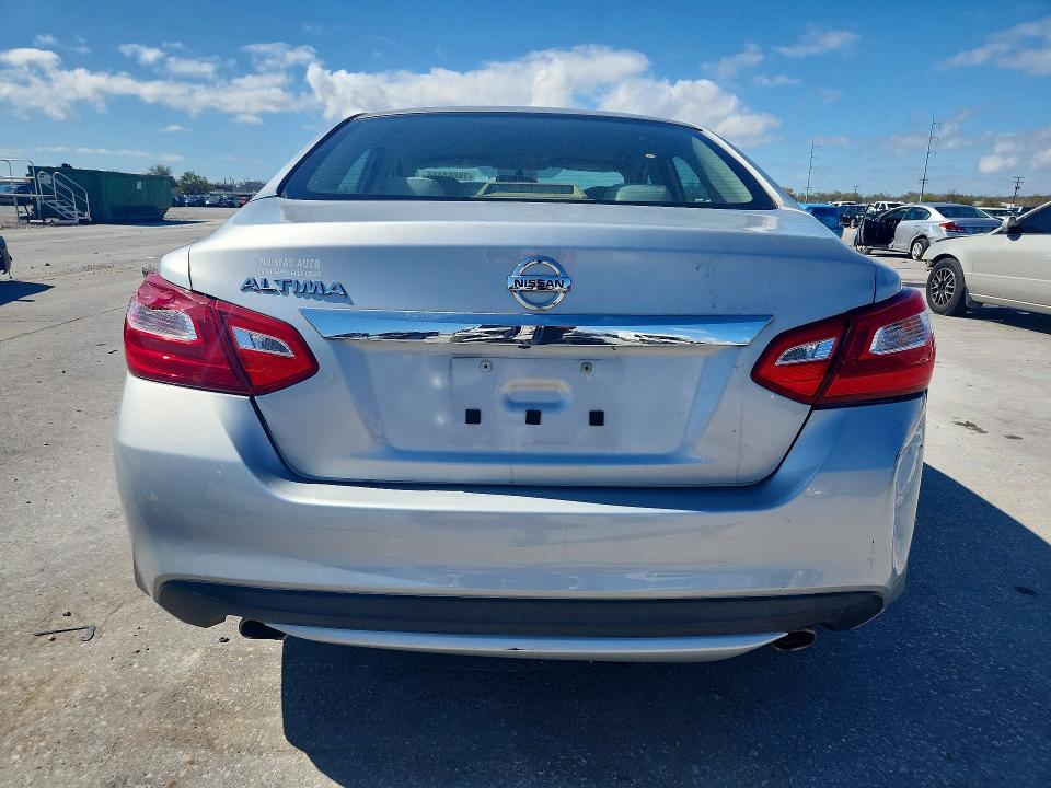 Фото 6 с аукциона – 2016 NISSAN ALTIMA с VIN 1N4AL3AP2GN313305