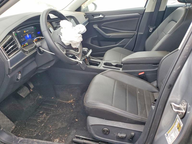 Photo 7 from auction – 2023 VOLKSWAGEN JETTA with VIN 3VW7M7BU0PM020880