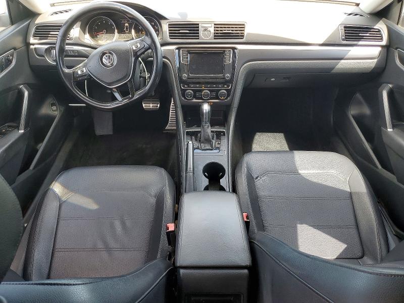Photo 8 from auction – 2017 VOLKSWAGEN PASSAT with VIN 1VWDT7A34HC014971