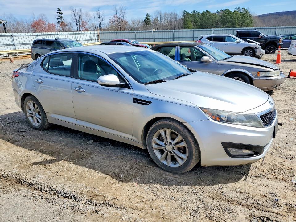 Photo 4 from auction – 2012 KIA OPTIMA with VIN 5XXGM4A79CG019137