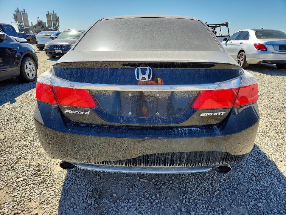 Photo 6 from auction – 2014 HONDA ACCORD with VIN 1HGCR2F55EA058822