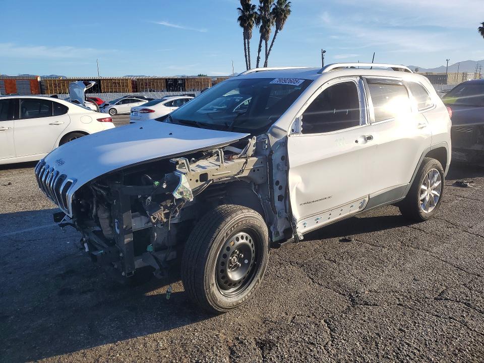 JEEP CHEROKEE 2016 with VIN 1C4PJMDS1GW267329 - Photo from auction