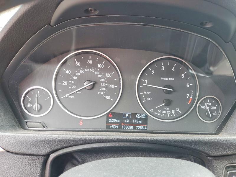 Снимка 9 от търг – 2016 BMW 320 с VIN WBA8E1G53GNT99573