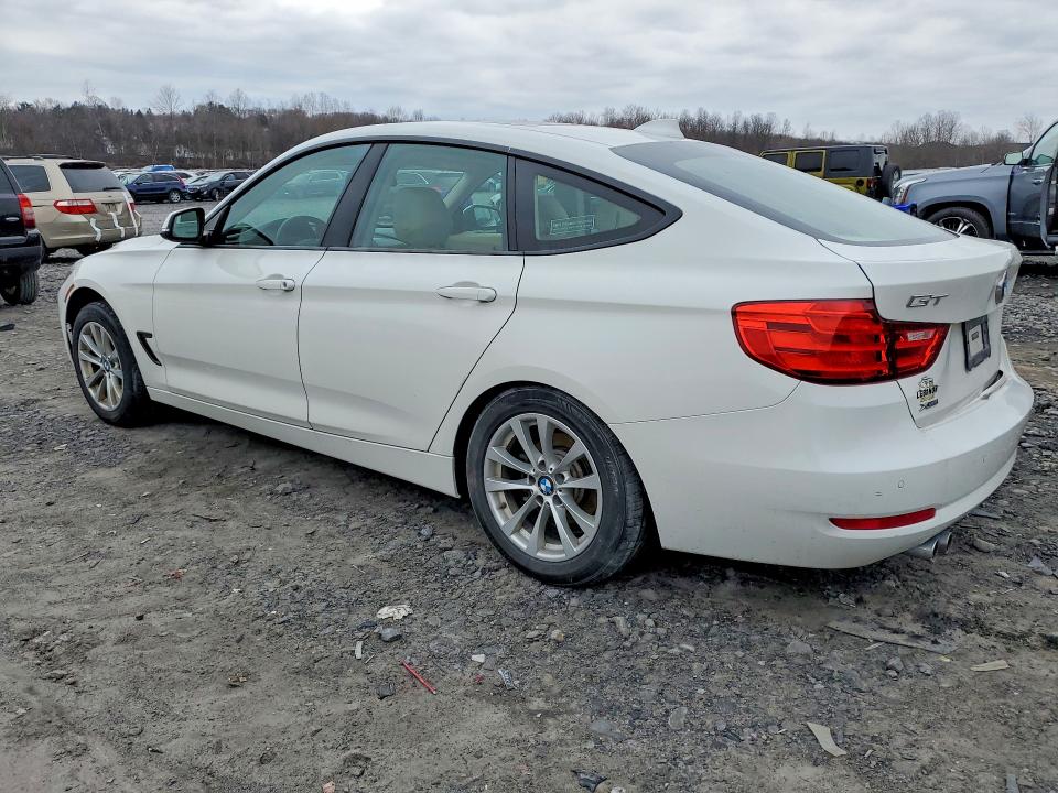 صورة رقم 2 من المزاد - 2015 BMW 328 مع VIN WBA8Z5C53FGS36880