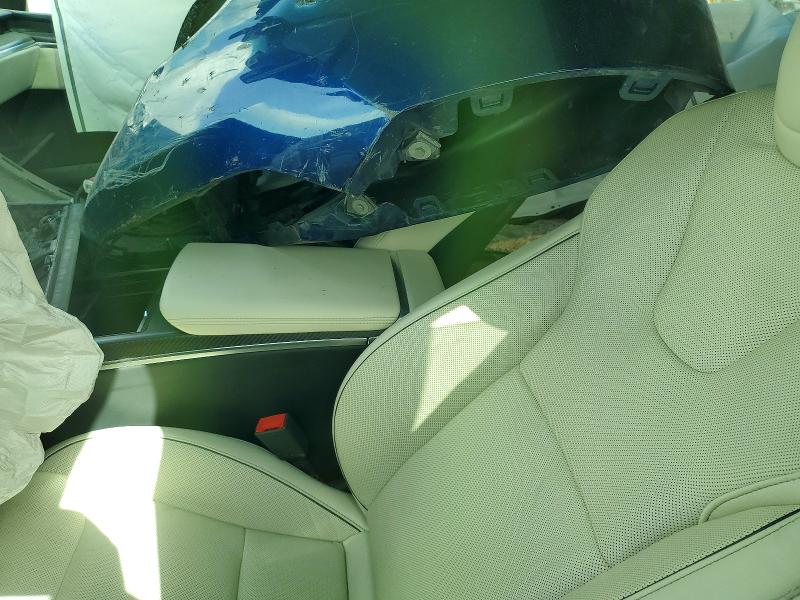 Photo 7 from auction – 2022 TESLA MODEL X with VIN 7SAXCBE62NF352829