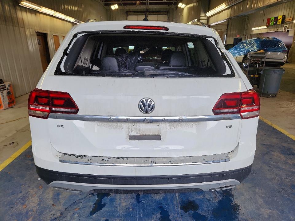 Photo 6 from auction – 2019 VOLKSWAGEN ATLAS with VIN 1V2DR2CA3KC543771