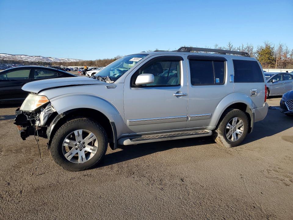 NISSAN PATHFINDER 2011 with VIN 5N1AR1NB9BC630526 - Photo from auction
