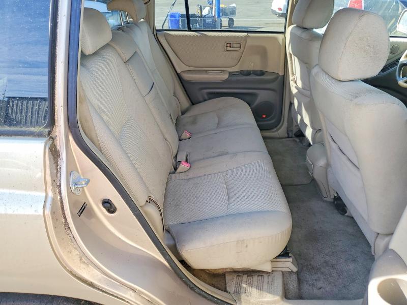 Photo 11 from auction – 2004 TOYOTA HIGHLANDER with VIN JTEDP21A640039421