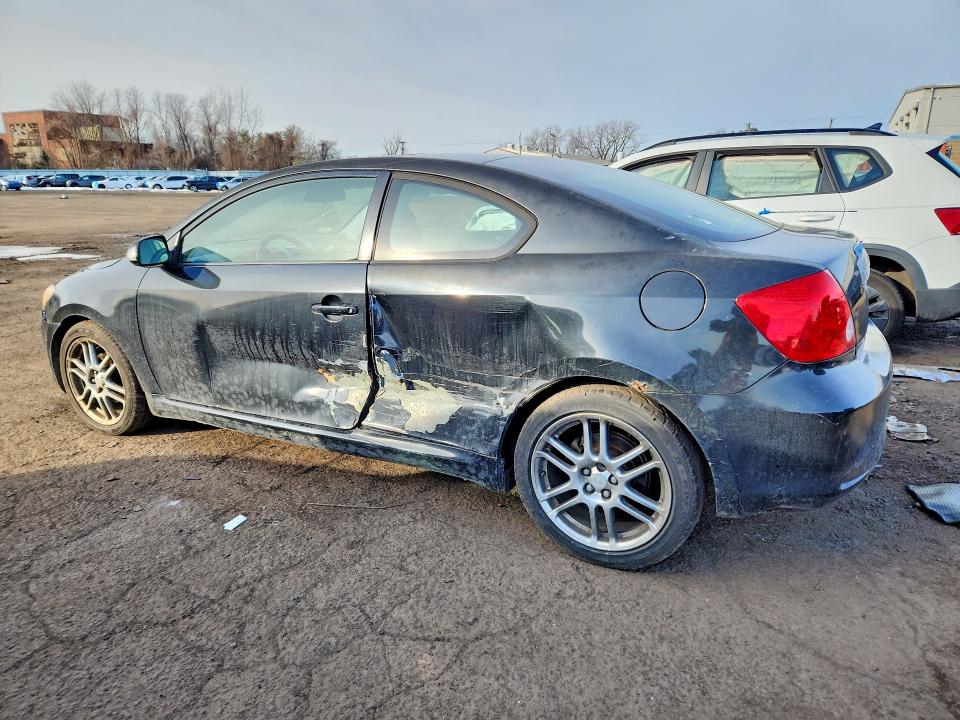 Photo 2 from auction – 2006 SCION TC with VIN JTKDE177860075266