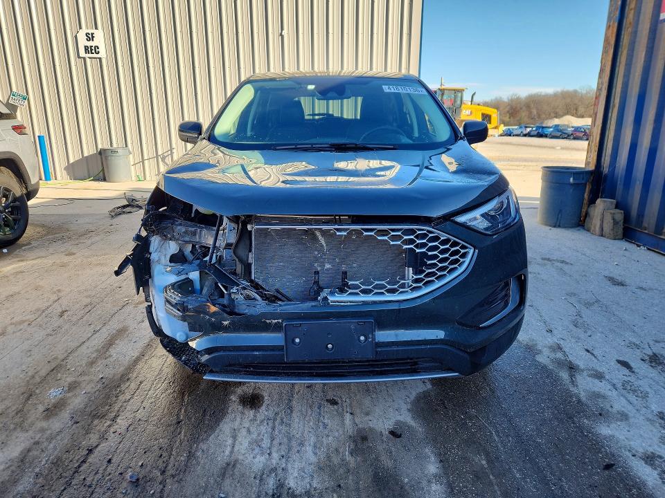 Photo 5 from auction – 2024 FORD EDGE with VIN 2FMPK4J92RBA50404