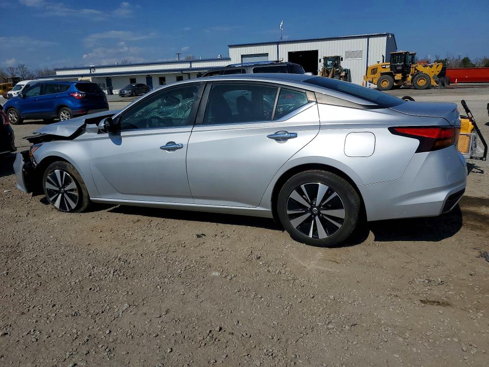 Photo 2 from auction – 2022 NISSAN ALTIMA with VIN 1N4BL4DV7NN397008